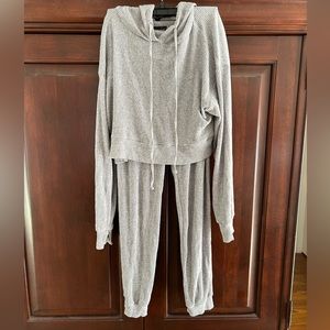 Cozy cropped Carbon38 set in grey - Small